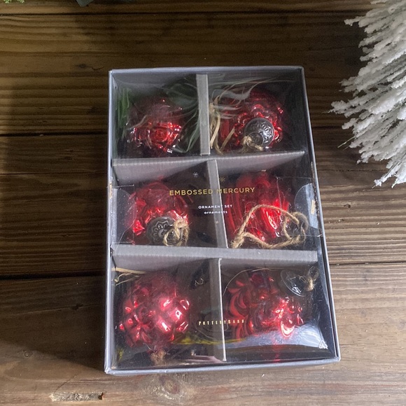 Pottery Barn Mercury Glass Adorned Retro Vintage Style Red Ornaments - Set of 6 - Picture 6 of 14